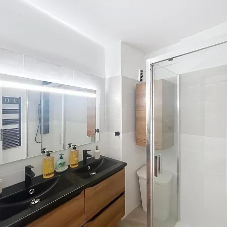 Appartamento Beautiful 4 Sea Airport *