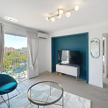 Beautiful 4 Sea Airport Appartamento